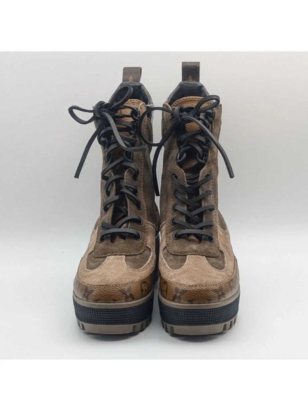 Louis Vuitton Laurie Line Monogram Reverse Ankle Boots - Picture 4 of 11